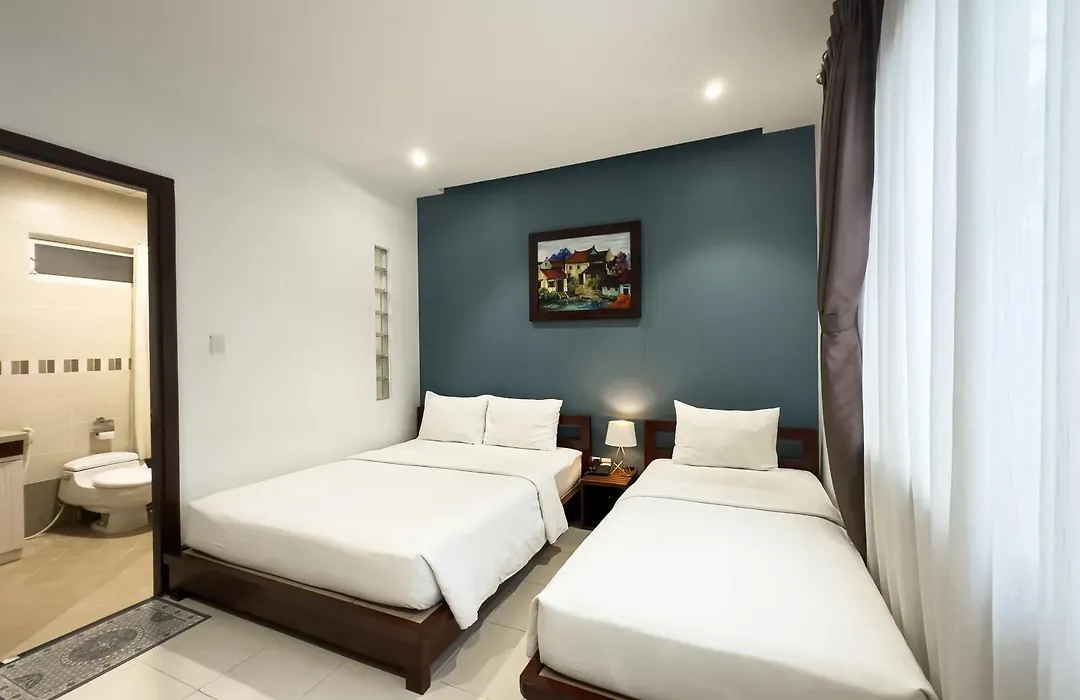 Hoang Yen Hotel Near SECC - Phu My Hung-1